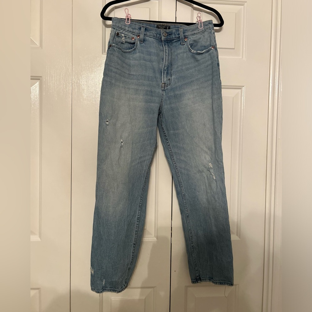 A&F Ultra High Rise Mom Jean - 8